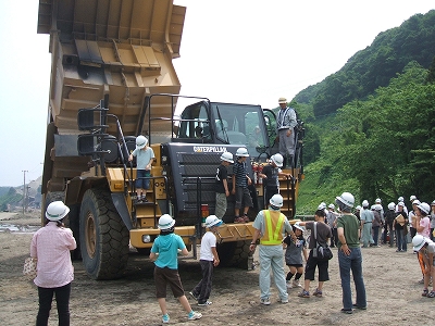 100619現場見学会03.jpg